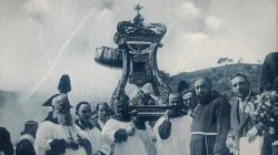 Prozession mit dem Volto Santo in Manoppello im Jahr 1931. / Archiv