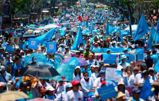 Marsch für das Leben in Mexiko-Stadt am 29. April 2023 / Pasos por la Vida