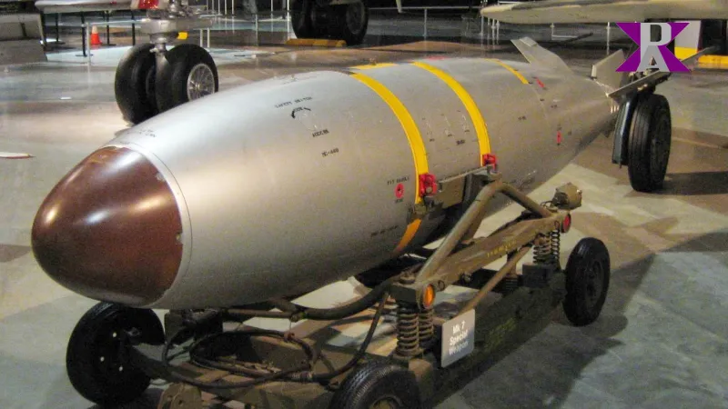 Eine "Mark 7"-Atombombe