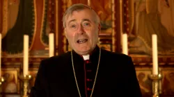 Bischof Mark Davies / screenshot / YouTube / New Dawn - Walsingham