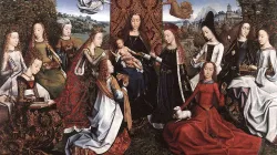 Die Jungfrau umgeben von weiblichen Heiligen: Das Gemälde schuf, Ende des 15. Jahrhunderts, der namentlich nicht bekannte "Meister der Lucialegende" aus den Niederlanden. / Gemeinfrei via Wikimedia