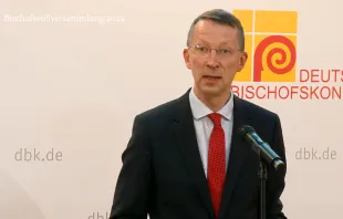 Matthias Kopp, Pressesprecher der deutschen Bischofskonfernez / screenshot / YouTube /  Deutsche Bischofskonferenz