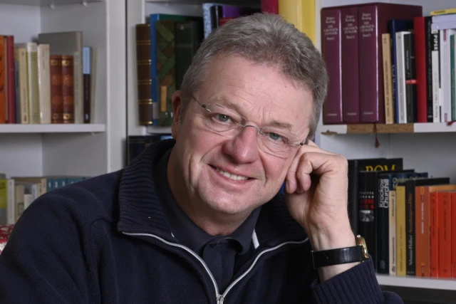 Gründer der Initiative Neuer Anfang warnt vor Absegnen der Synodalkonferenz durch Vatikan