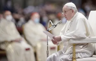 Papst Franziskus bei der Predigt im Petersdom am Barmherzigkeitssonntag am 24. April 2022. / CNA Deutsch / Daniel Ibanez