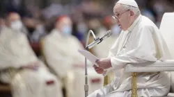 Papst Franziskus bei der Predigt im Petersdom am Barmherzigkeitssonntag am 24. April 2022. / CNA Deutsch / Daniel Ibanez
