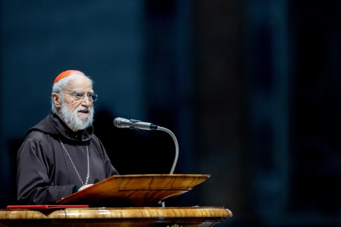 Der Prediger des Papstes, Pater Raniero Cantalamessa, im Petersdom am Karfreitag, 15. April 2022.