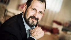 Giuseppe Gracia wird neuer Herausgeber des „Schweizer Monats“. / Giuseppe Gracia