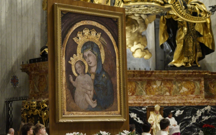 Der Gedenkgottesdienst für Papst Benedikt XVI. fand am Vorabend seines Todestages am 30. Dezember 2025 im Petersdom statt.