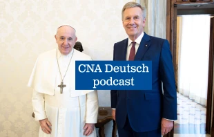 Christian Wulff (rechts) und Papst Franziskus am 16. Oktober 2020 im Vatikan.
 / Vatican Media / CNA Deutsch
