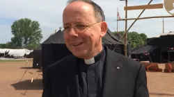 Bischof Ulrich Neymeyr / screenshot / YouTube / Deutsche Pfadfinderschaft Sankt Georg