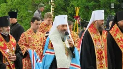 Onufriy, Metropolit von Kiew und der ganzen Ukraine für die Ukrainische Orthodoxe Kirche (Moskauer Patriarchat), bei einer Liturgie in Kiew, 8. Mai 2016. / Sergento via Wikimedia (CC BY-SA 4.0)
