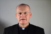 Bischof Overbeck kritisiert „altmodisches Auftreten mancher Spitzenvertreter der Kurie“