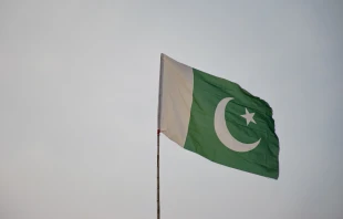 Flagge von Pakistan / Hamid Roshaan / Unsplash
