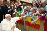 Papst Franziskus: Kirche und Staat haben die Verantwortung, den Familien zuzuhören