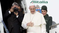 Papst Franziskus vor seinem Abflug nach Genau im Juni 2018 / Daniel Ibáñez