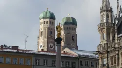 Die Patrona Bavariae vor der Münchener Frauenkirche. / CNA Deutsch