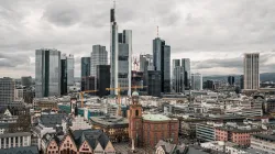 Blick auf Frankfurt / Paul Fiedler / Unsplash