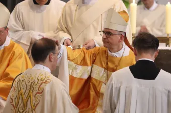 Bischofsweihe von Paul Reder am 9. Mai 2024 (Weihespender: Bischof Franz Jung) / Markus Hauck (POW)