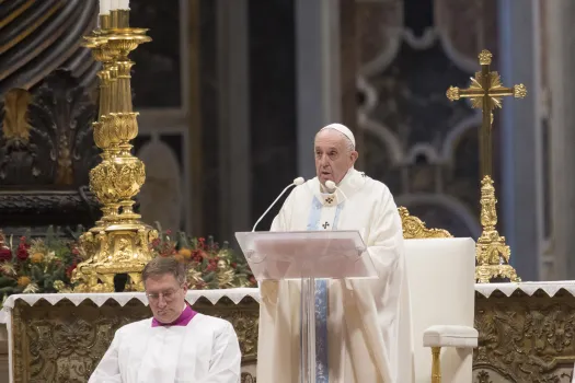 Papst Franziskus im Petersdom am Hochfest der Mutter Gottes, dem 1. Januar 2020 / Daniel Ibanez / CNA Deutsch 