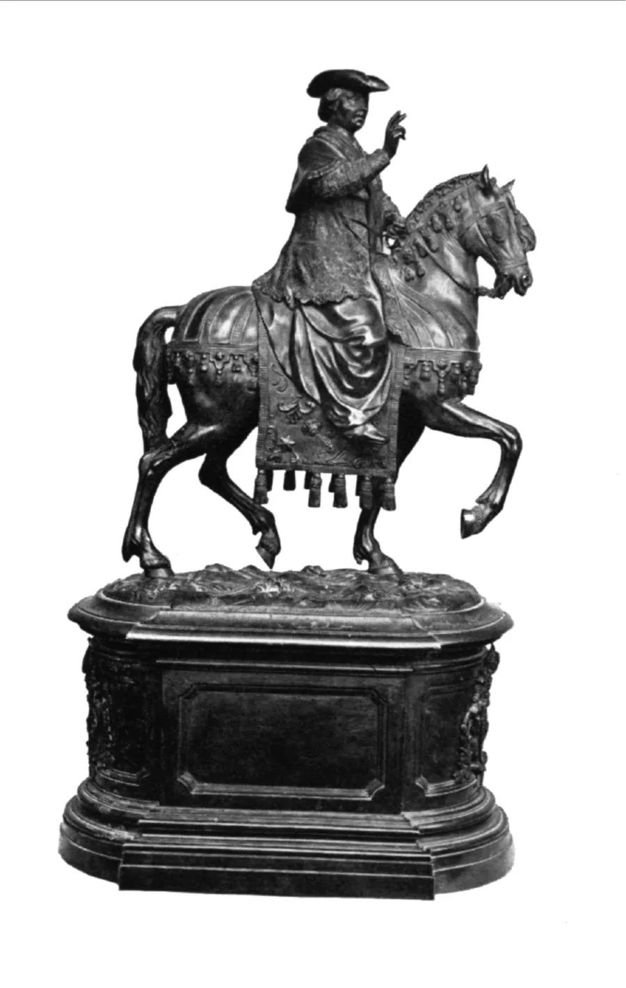 Papst Klemens XIV. zu Pferde 