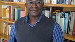Der Kameruner Philippe Miko ist Arzt an einem deutschen Krankenhaus und praktizierender Katholik. Sein Förderverein "Hilfe für Kamerun – Philippe Miko" e.V. setzt sich für eine bessere medizinische Versorgung seines Heimatlandes ein. / privat