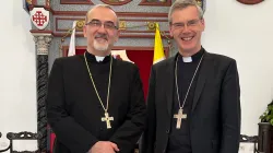Kardinal Pierbattista Pizzaballa OFM und Bischof Heiner Wilmer SCJ / Deutsche Bischofskonferenz / Daniela Elpers