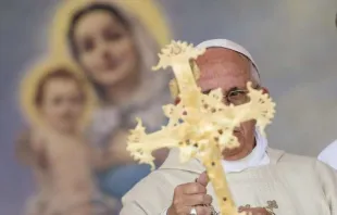 Papst Franziskus bei der Feier der heiligen Messe am 25. Juni 2016 in Armenien / CNA / L'Osservatore Romano