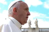 Lernt Latein! Papst Franziskus an Jugendliche