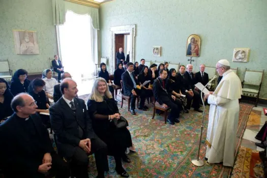 Papst Franziskus mit Medizinern vom Dachverband der katholischen Ärzteverbände am 28. Mai 2018 / Vatican Media