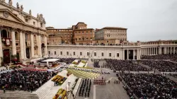 Papst Franziskus feiert am Ostersonntag, dem 21. April 2019, die heilige Messe auf dem Petersplatz. / Daniel Ibanez / CNA Deutsch 