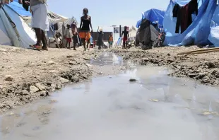 Flüchtlinge in Haiti / arindambanerjee/Shutterstock