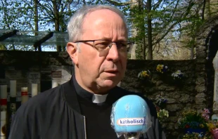 Msgr. Erwin Reichart / screenshot / YouTube / katholisch1tv