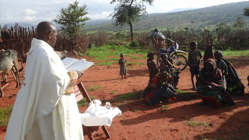 So feiert der nigerianische Missionar das heilige Messopfer in Äthiopien