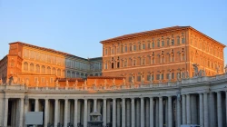 Apostolischer Palast mit Papstwohnung (rechts oben) / Daderot / Wikimedia Commons (CC0 1.0)