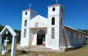 Wiederaufbauarbeiten an der Kirche von Santa Anita in Mexiko / Catedral Guachochi