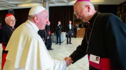 Papst Franziskus mit Erzbischof Stanisław Gądecki / Church in Poland / Twitter
