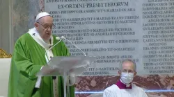 Papst Franziskus predigt im Petersdom zum Welttag der Armen am 15. November 2020. / Vatican News / Screenshot