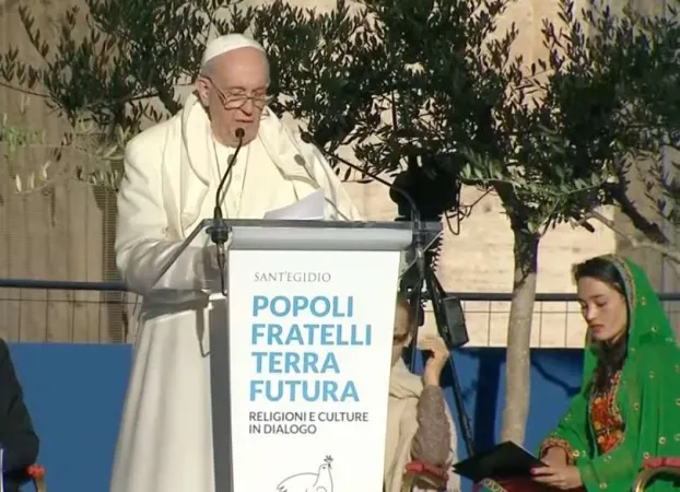 Papst Franziskus bei der Abschlusszeremonie "Völker als Geschwister, Zukunft der Erde"