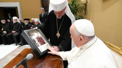 Großerzbischof Swjatoslaw Schewtschuk mit Papst Franziskus im September 2023 / Vatican Media