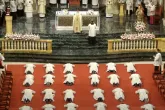 Peruanischer Bischof weiht 24 Neupriester des Opus Dei in Rom