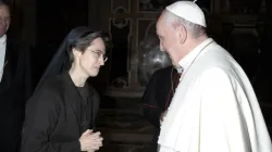 Raffaella Petrini bei einem Treffen mit Papst Franziskus / Vatican Media
