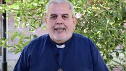 Monsignore Gustavo Larrazábal / Screenshot / YouTube / Arzobispado de San Juan de Cuyo