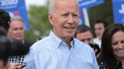 Joe Biden am 25. Mai 2020 in Iowa / Pix_Arena/Shutterstock