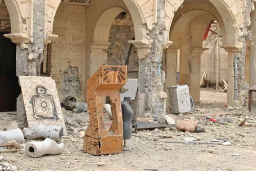 Ausbildungslager des Islamischen Staats in einer christlichen Kirche im Irak. / Lena Ha/Shutterstock