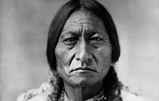 Sitting Bull, ca. 1885 / David Francis Barry / !Wikimedia (CC0)