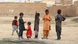 Kinder in Kabul im Jahr 2020 / Sohaib Ghyasi / Unsplash (CC0) 