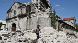 Die St. Katharina-von-Alexandria-Kirche in Porac wurde bei dem Erdbeben am 23. April erschüttert. / Ted Aljibe / AFP / Getty Images