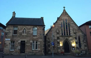 Die Verbrecher schlugen in der Pfarrei St. Simon in Glasgow zu  / Lirazelf via Wikimedia (CC BY-SA 3.0)