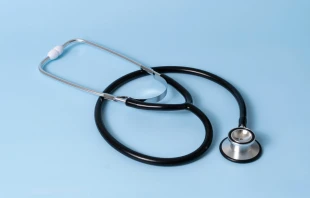 Stethoskop (Symbolbild) / Etactics Inc / Unsplash