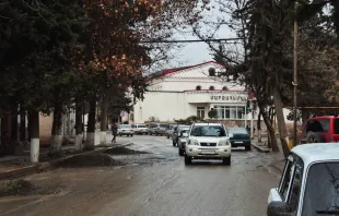 Straße in Martuni, Bergkarabach / Wikimedia / Baykar Sepoyan (CC BY-SA 4.0)